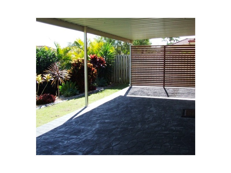 89 Casuarina Drive, Elanora QLD 4221