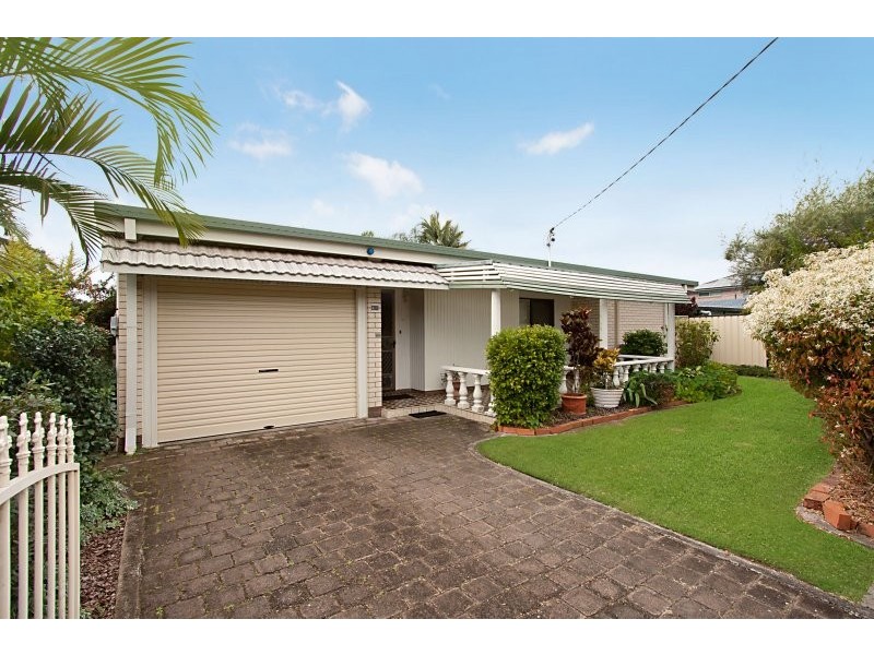 30 Illaroo Street, Palm Beach QLD 4221