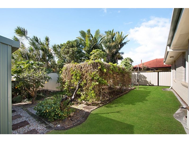 30 Illaroo Street, Palm Beach QLD 4221