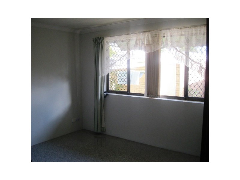 3/2 Sunbird Street, Burleigh Waters QLD 4220