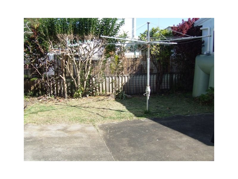 36 Seventh Avenue, Palm Beach QLD 4221