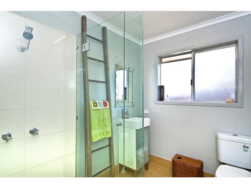 2/13 Eleventh Avenue, Palm Beach QLD 4221
