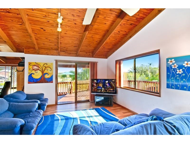 54 Ironbark Street, Elanora QLD 4221