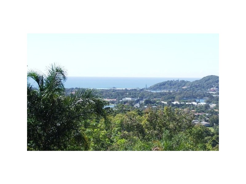 94 Simpsons Road, Elanora QLD 4221