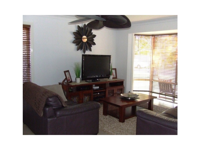 2/10 Natasha Court, Currumbin Waters QLD 4223