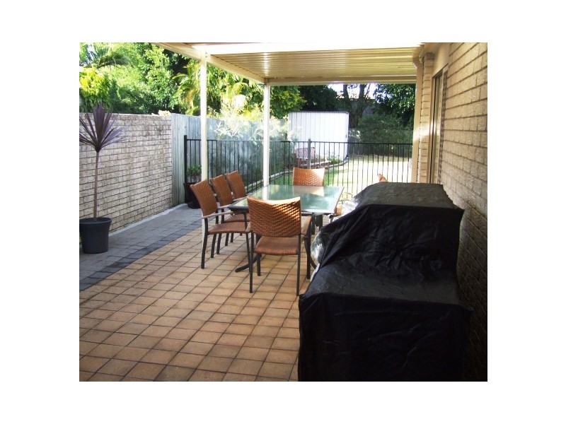 2/10 Natasha Court, Currumbin Waters QLD 4223