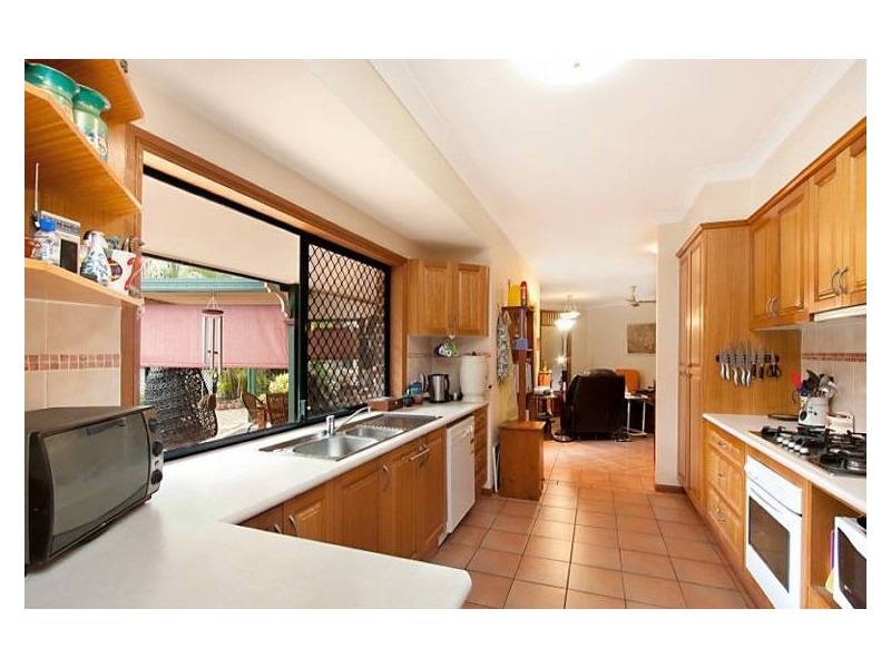 2 Jersey Court, Tallebudgera QLD 4228