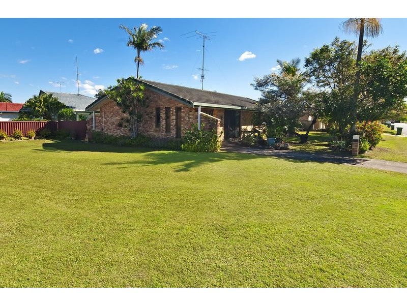 60 Coolibah Drive, Palm Beach QLD 4221