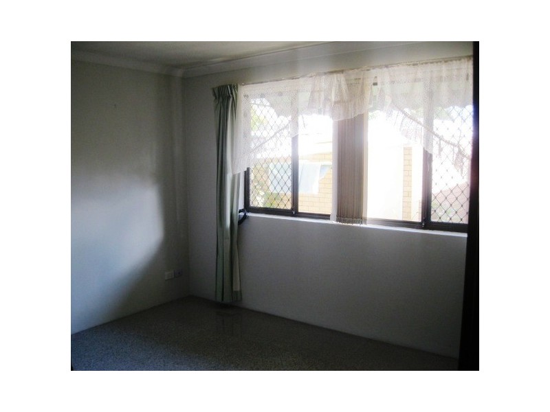 3/2 Sunbird Street, Burleigh Waters QLD 4220