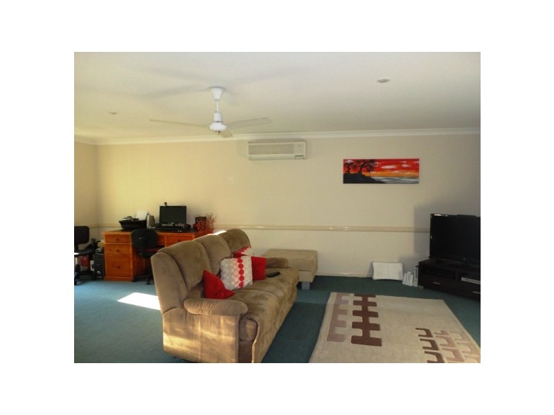 11 Laurina Court, Elanora QLD 4221