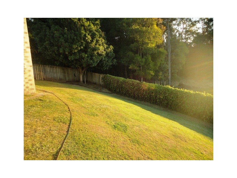 11 Laurina Court, Elanora QLD 4221