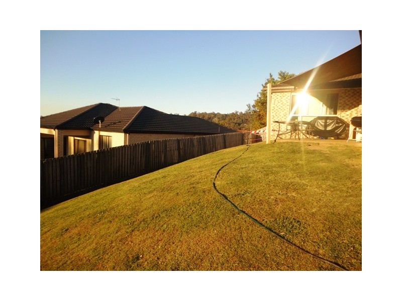 11 Laurina Court, Elanora QLD 4221