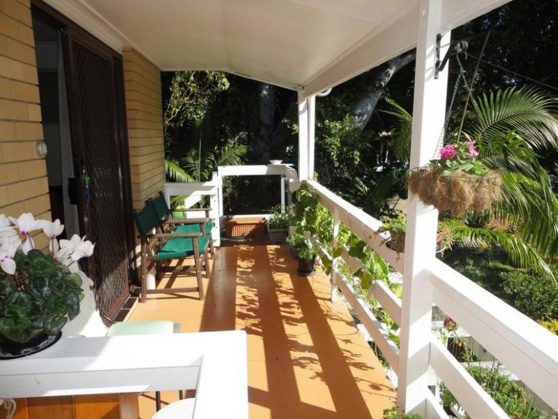 37/154 Currumbin Creek Road, Currumbin Waters QLD 4223