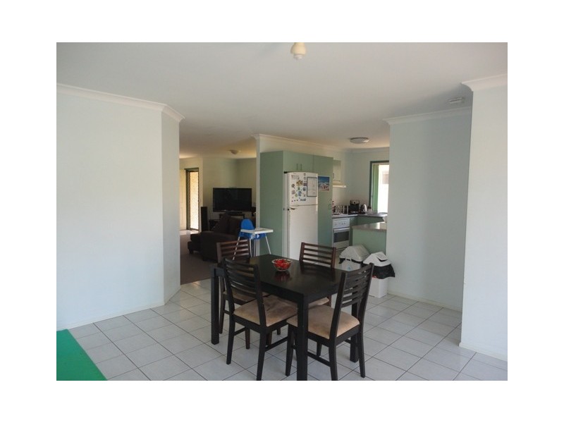 2/13 Mollys Place, Currumbin Waters QLD 4223