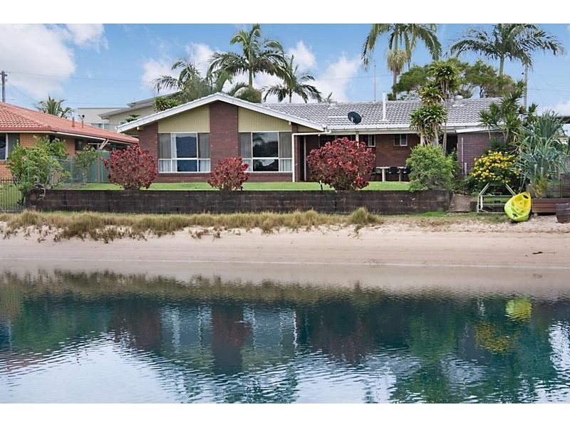 14 Marlin Court, Palm Beach QLD 4221