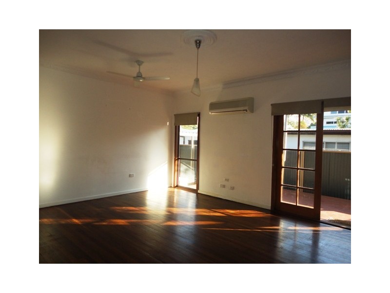 73 Palm Beach Avenue, Palm Beach QLD 4221