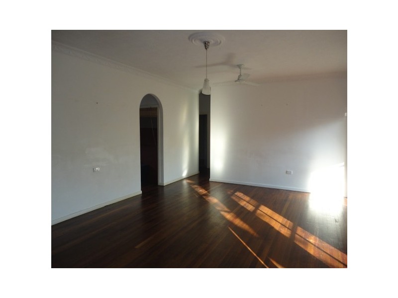 73 Palm Beach Avenue, Palm Beach QLD 4221