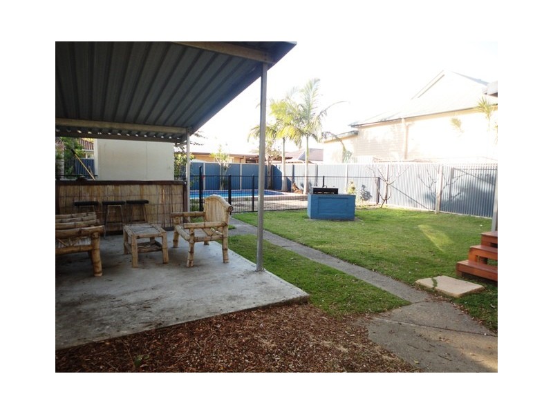 73 Palm Beach Avenue, Palm Beach QLD 4221