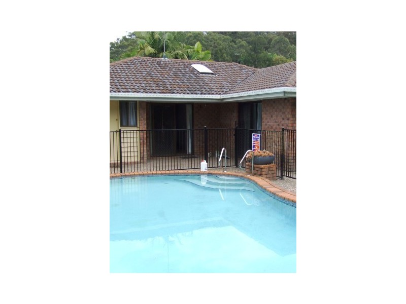 3 Bronhill Street, Currumbin Waters QLD 4223