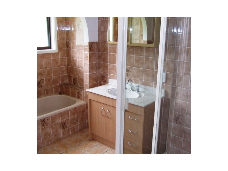 3 Bronhill Street, Currumbin Waters QLD 4223