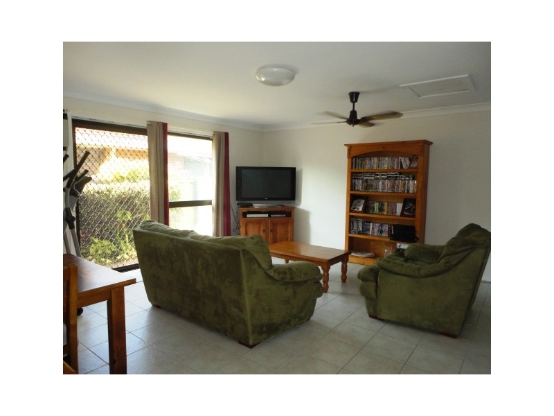 1/27 Leyte Avenue, Palm Beach QLD 4221