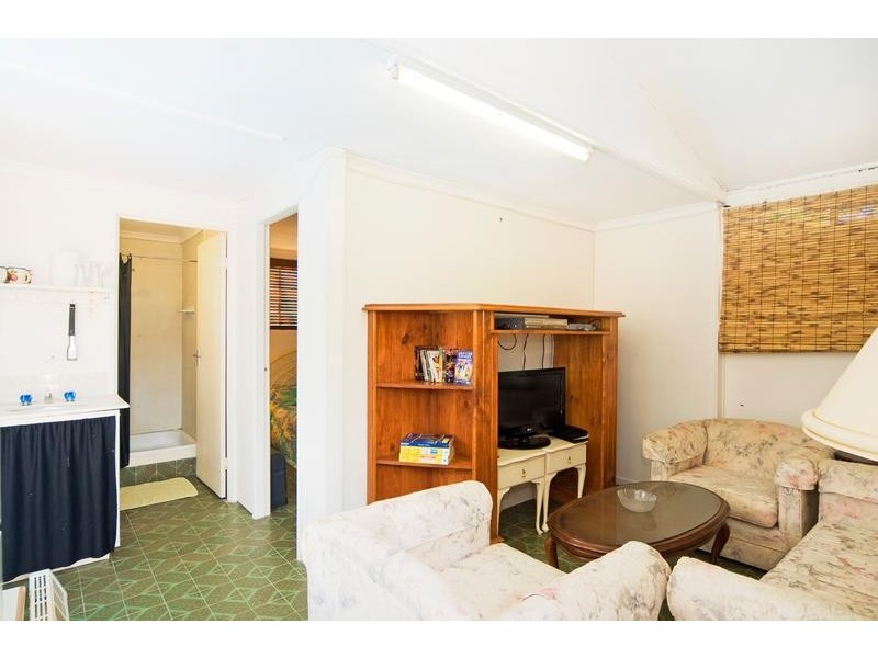 7 Kauri Court, Palm Beach QLD 4221