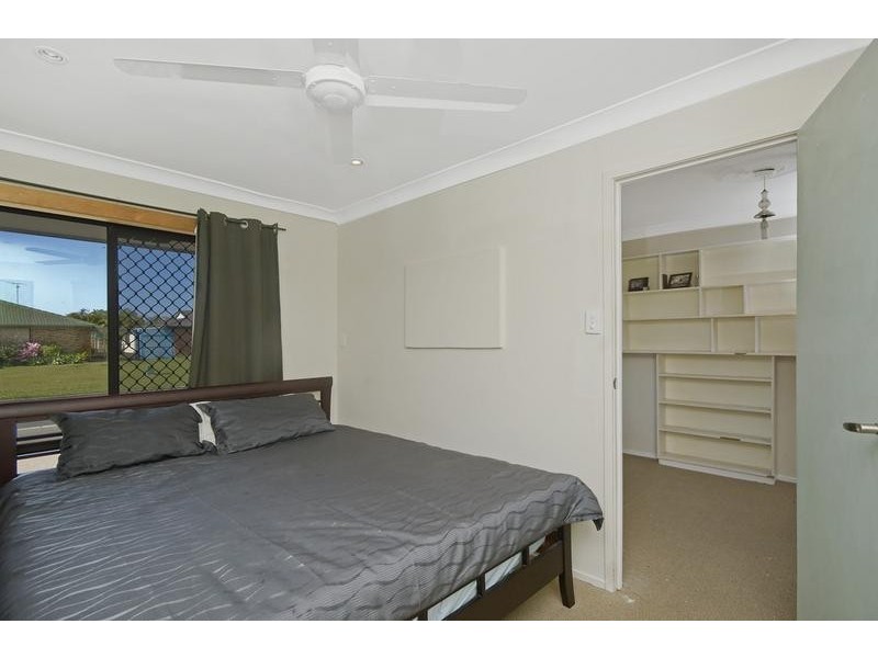 12 Ling Place, Palm Beach QLD 4221