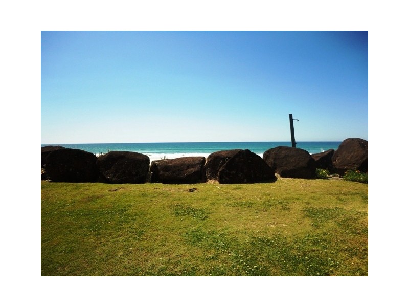 1/165 Jefferson Lane, Palm Beach QLD 4221