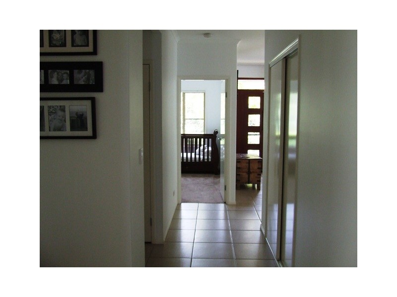 12 Des Quinlan Crescent, Tallebudgera QLD 4228