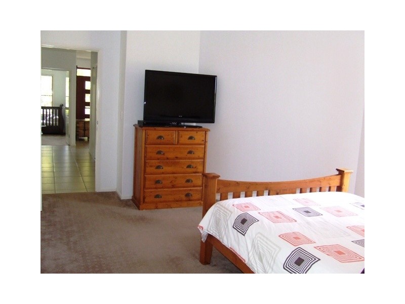 12 Des Quinlan Crescent, Tallebudgera QLD 4228