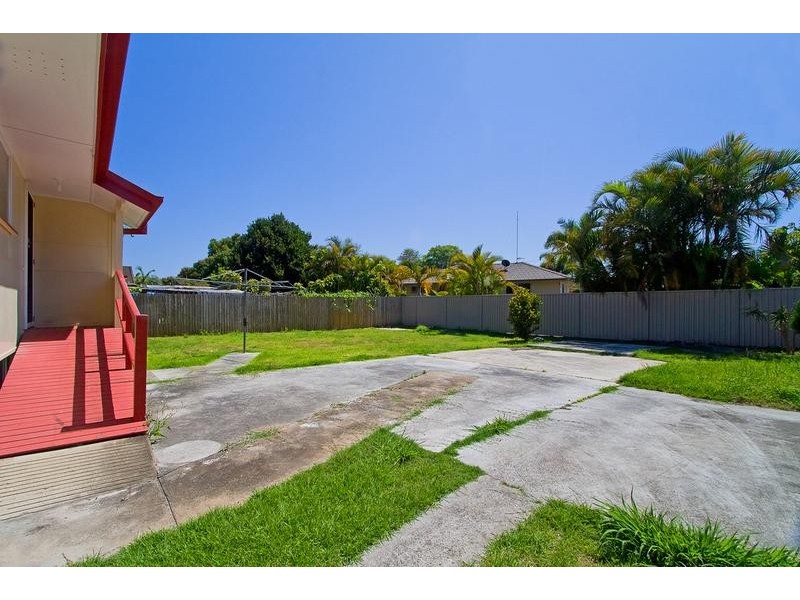 10 Narbine Street, Currumbin Waters QLD 4223