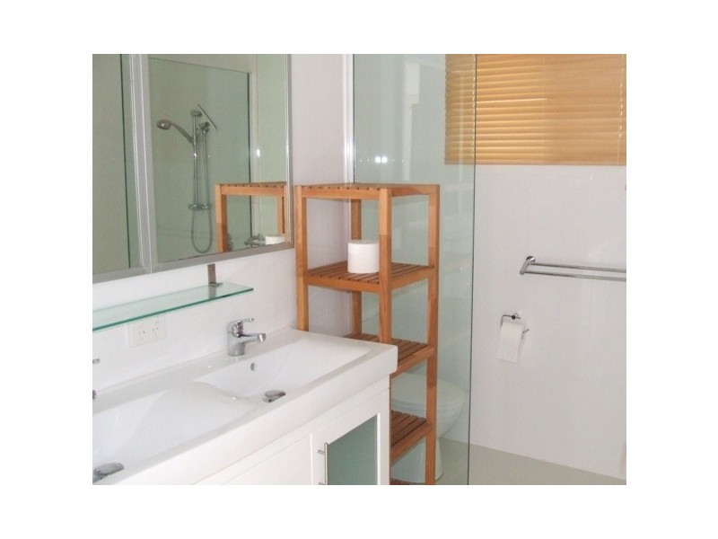 2/31 Fifth Avenue, Palm Beach QLD 4221