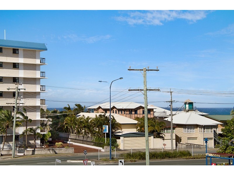 2/3 Eighth Avenue, Palm Beach QLD 4221