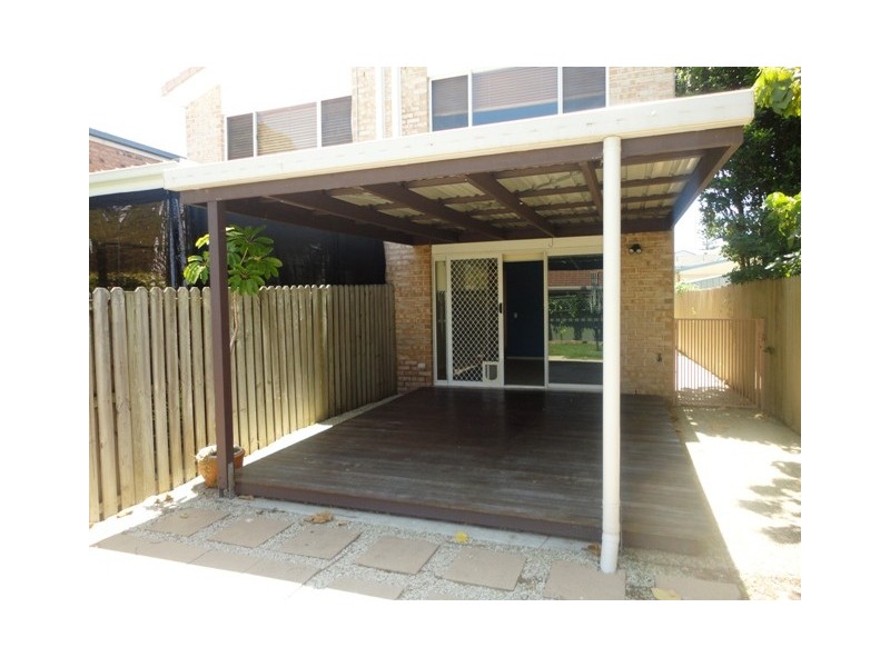 1/4 First Avenue, Palm Beach QLD 4221