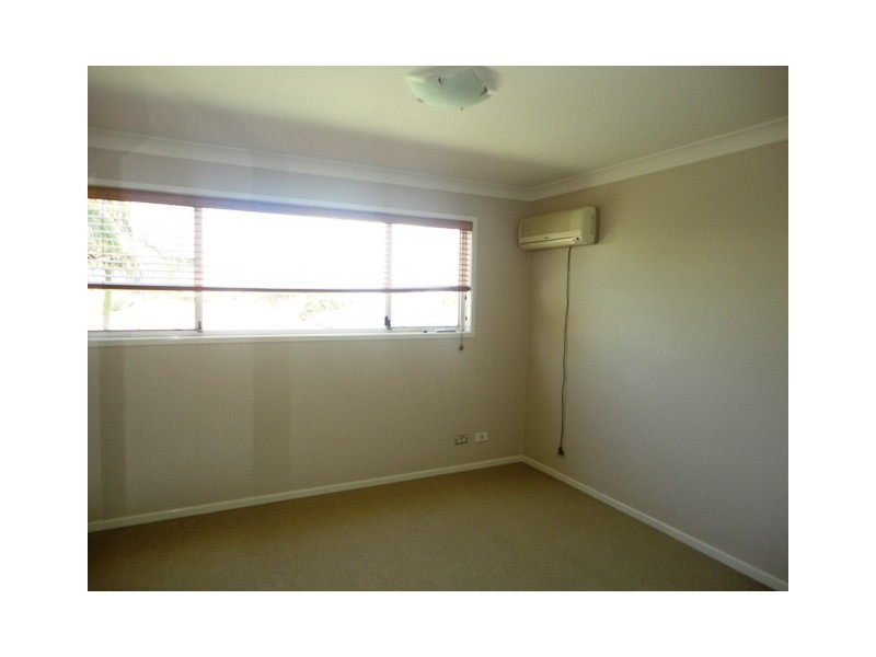 1/4 First Avenue, Palm Beach QLD 4221