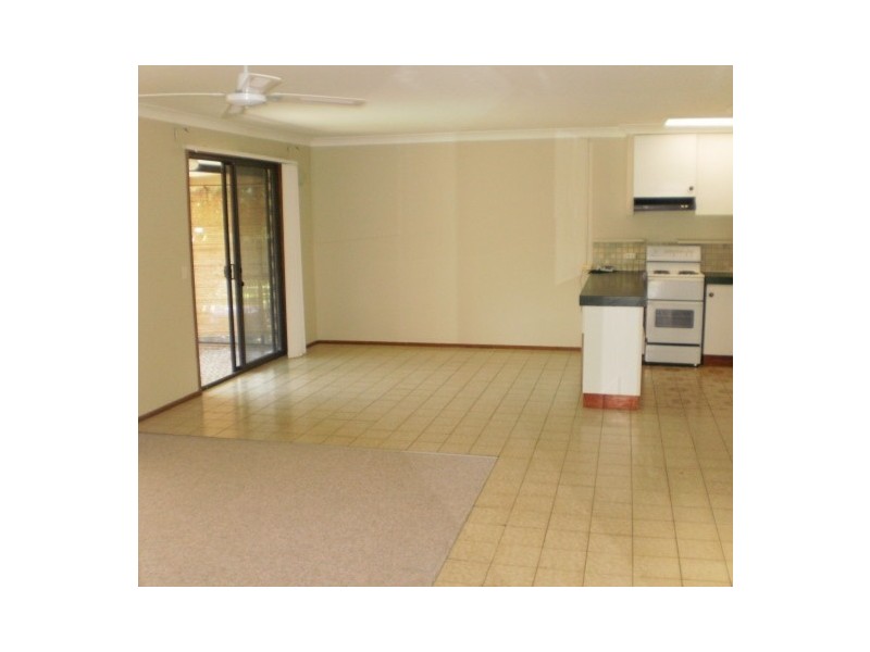 1/7 Walker Avenue, Palm Beach QLD 4221