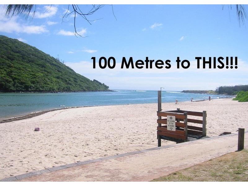 6 Beelyu Street, Burleigh Heads QLD 4220