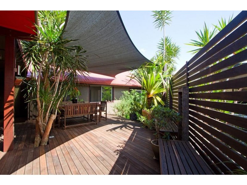 7 Cairns Avenue, Palm Beach QLD 4221