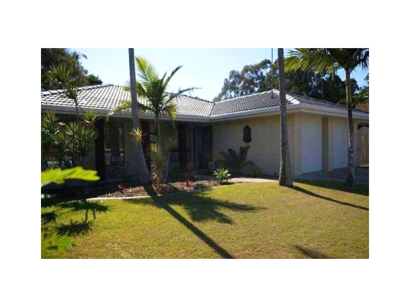 45 Darnel Street, Elanora QLD 4221