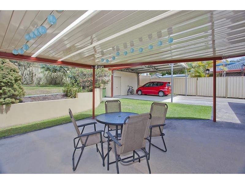 17 McKenzie Drive, Currumbin Waters QLD 4223