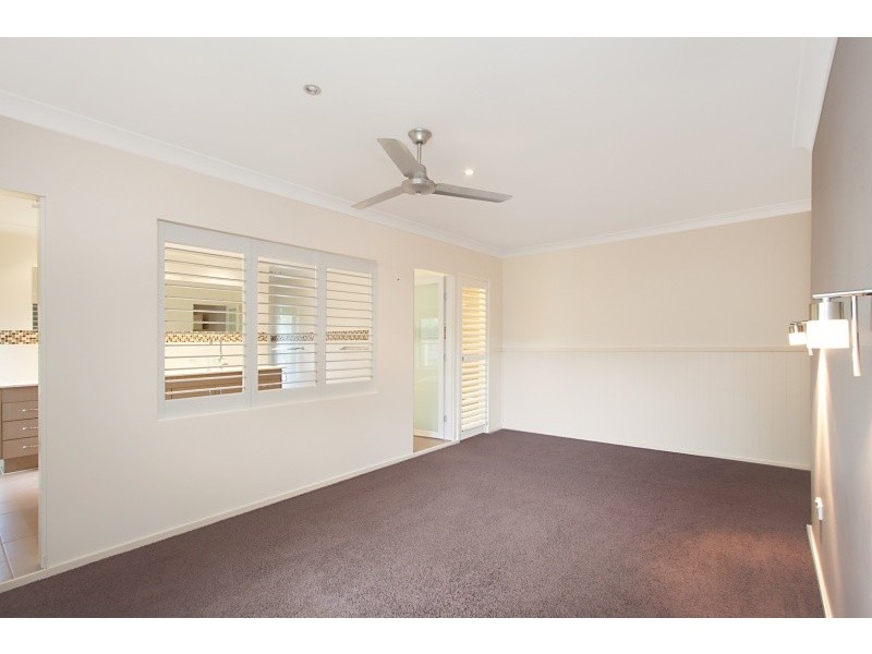 6 Staatz Court, Tallebudgera QLD 4228