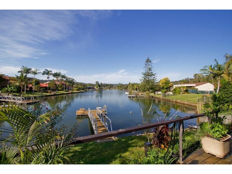 38 Mainsail Street, Currumbin Waters QLD 4223