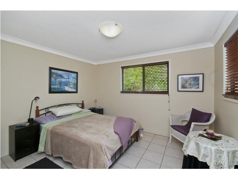 50 Twenty Sixth Avenue, Palm Beach QLD 4221