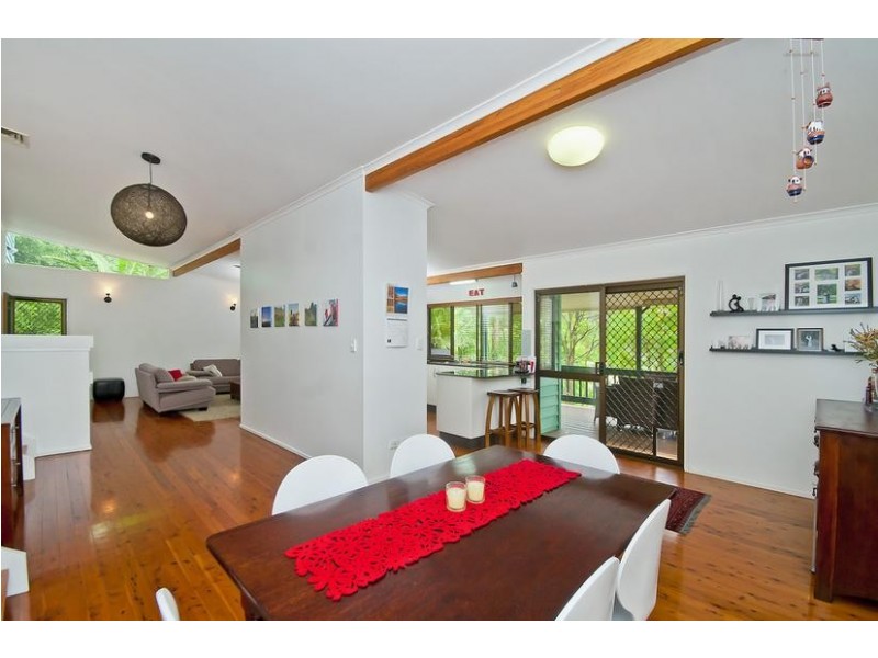 12 Snape Court, Currumbin Waters QLD 4223