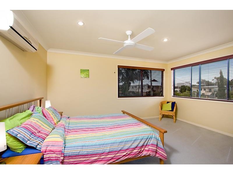 1/57 Albion Avenue, Miami QLD 4220