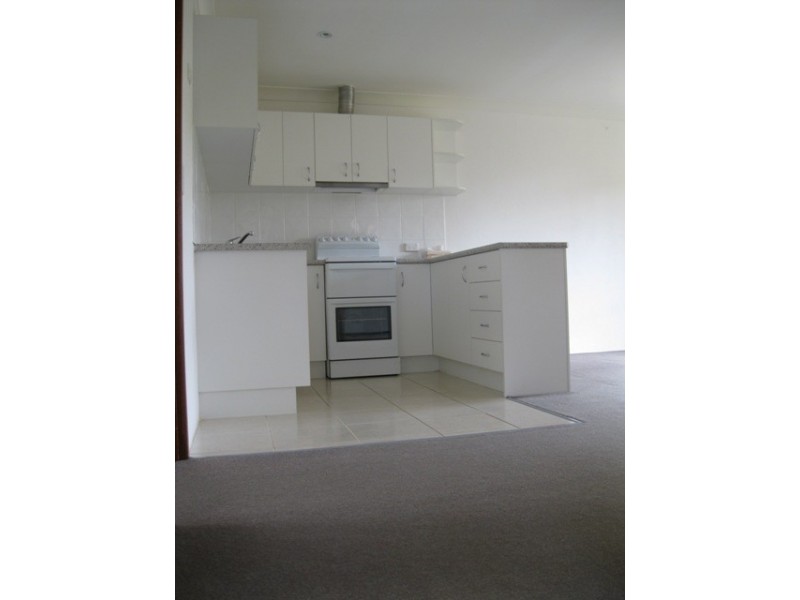 2/19 Walker Avenue, Palm Beach QLD 4221