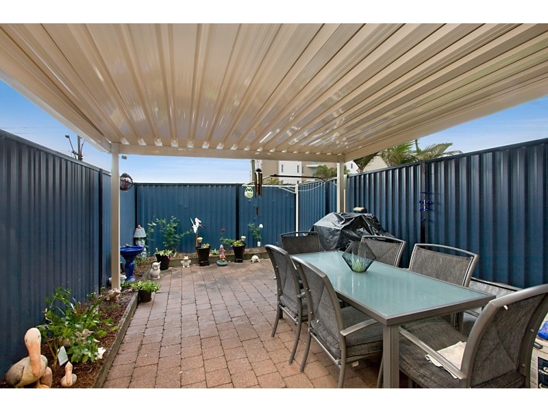 2/1384 Gold Coast Highway, Palm Beach QLD 4221