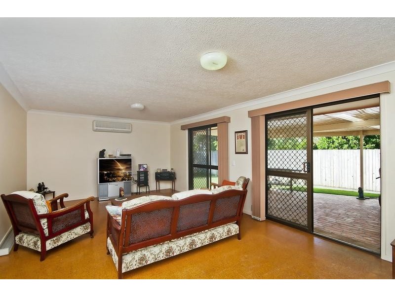 33 Ware Drive, Currumbin Waters QLD 4223