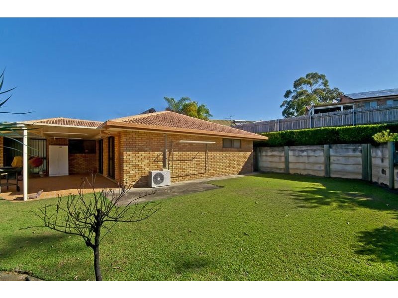 33 Ware Drive, Currumbin Waters QLD 4223