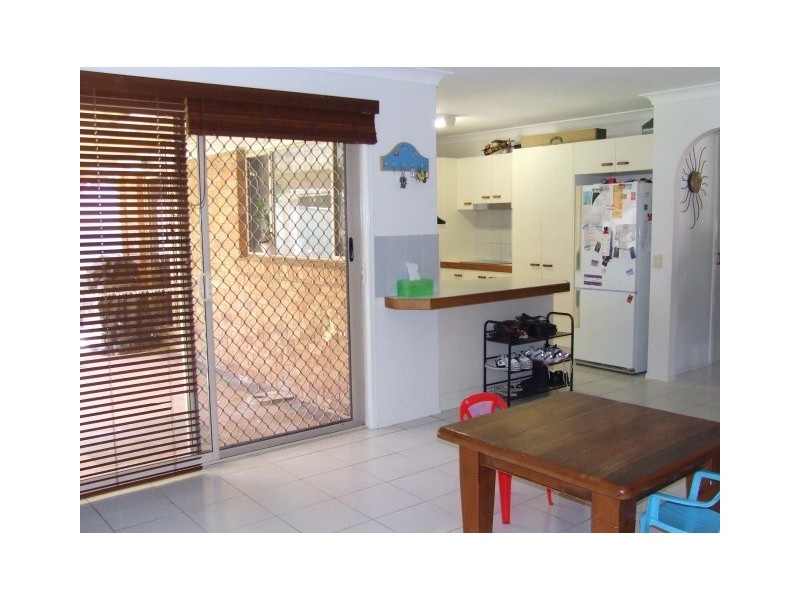 66 Avocado Street, Elanora QLD 4221